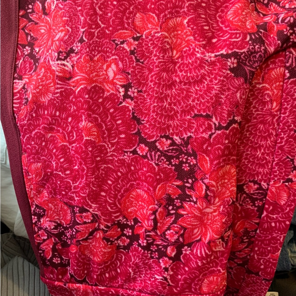 Isaac Mizrahi Floral Floral Wide-Leg Pants - Picture 2 of 2